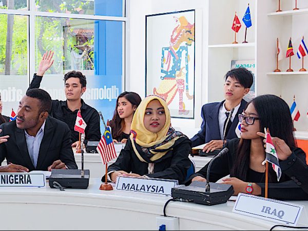 Prodi HI FISIP Universitas Budi Luhur & Kementerian Luar Negeri Melakukan Kerjasama